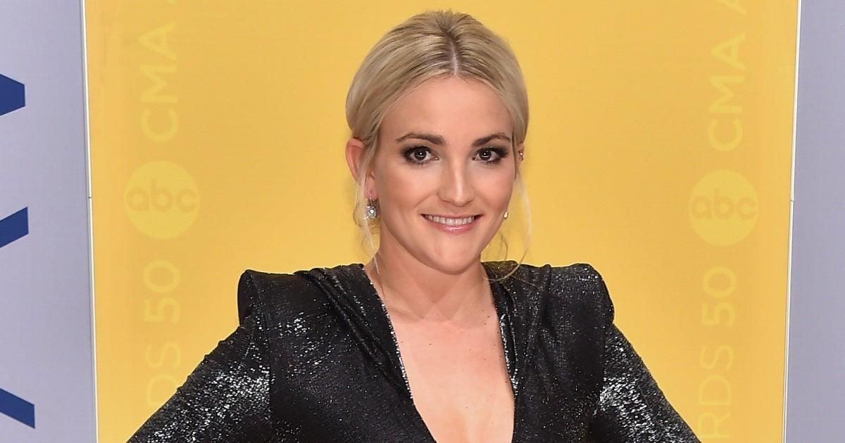 Jamie Lynn Spears Calls Relationship With Britney Spears 'Complicated' in New Interview.jpg