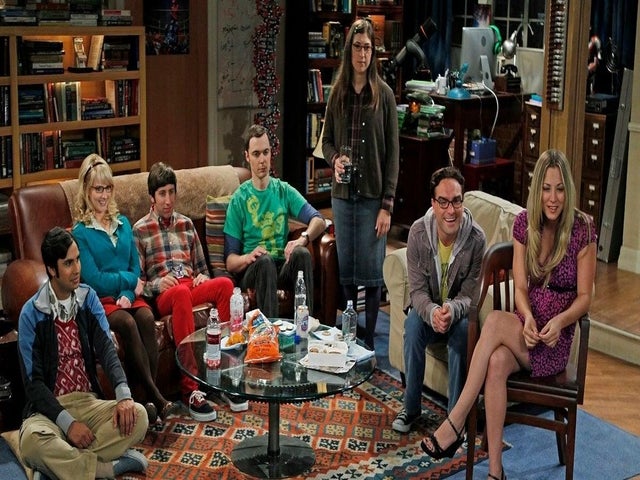 'Big Bang Theory' Fans Hoping for Reunion After Kunal Nayyar's Throwback Photo