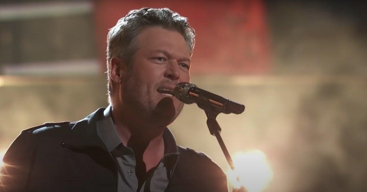 Blake Shelton Performs 'Minimum Wage' on 'The Voice' Finale