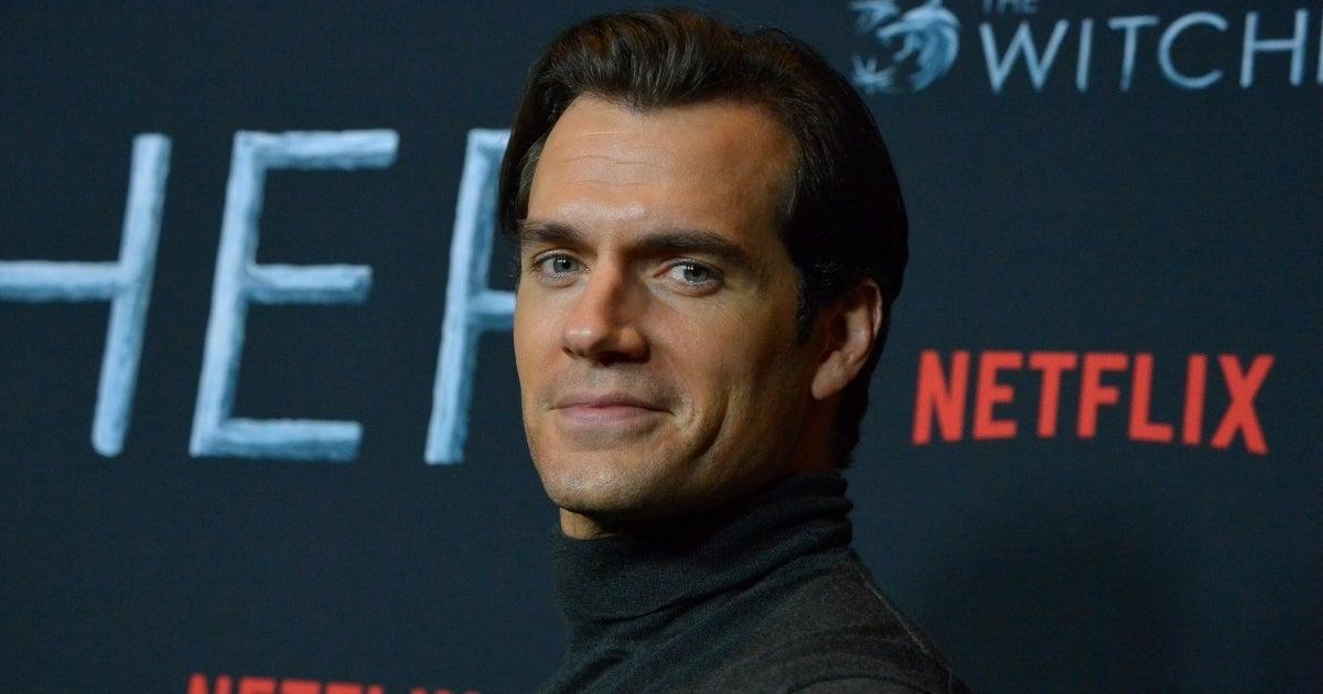 Henry Cavill's Girlfriend Apologizes For Posting Offensive Photos