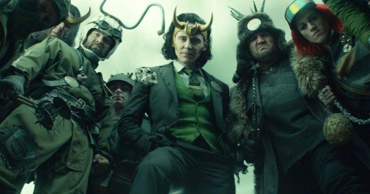 Tom Hiddleston Says He's a "Temporary Torchbearer" in Loki Role