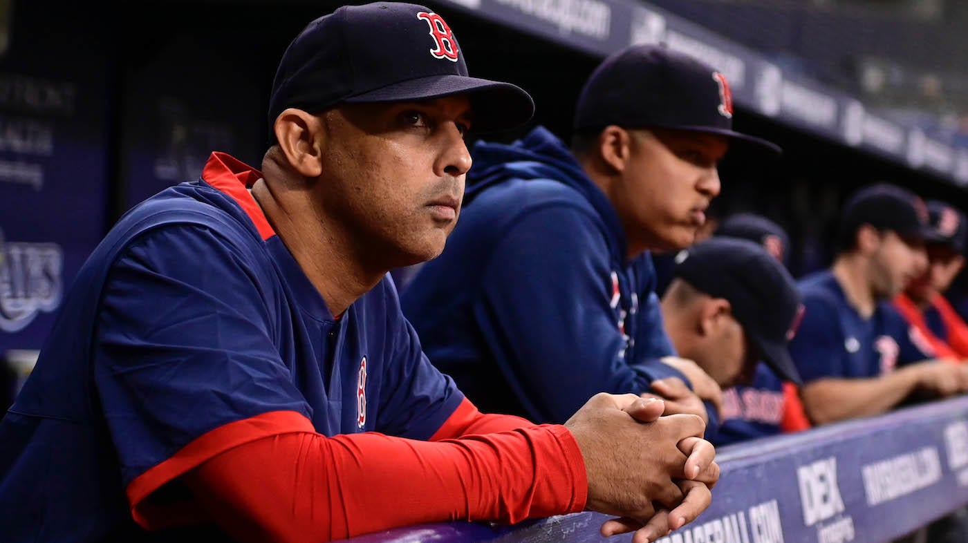 Red Sox pecat manajer Alex Cora, tiga pelatih lainnya setelah awal 10-17