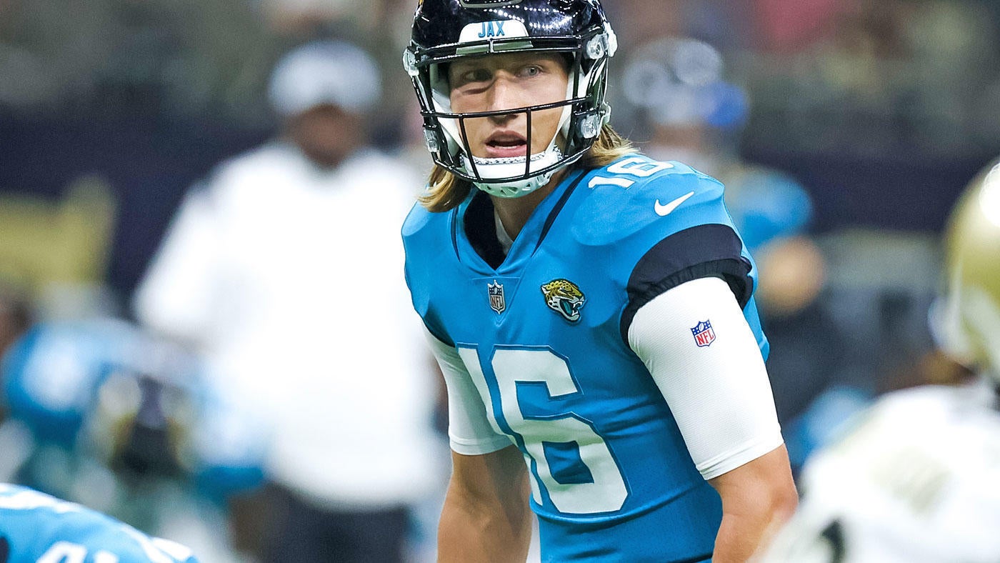 Trevor Lawrence scores 2 TDs in Jaguars' preseason finale