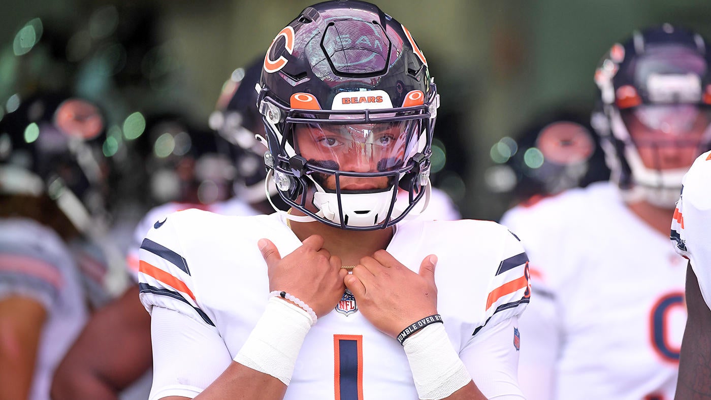 justin-fields-bears-3.jpg