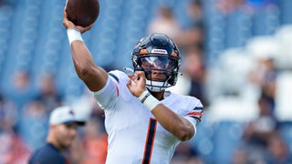 Bears' QB Justin Fields puts on show in NFL preseason debut