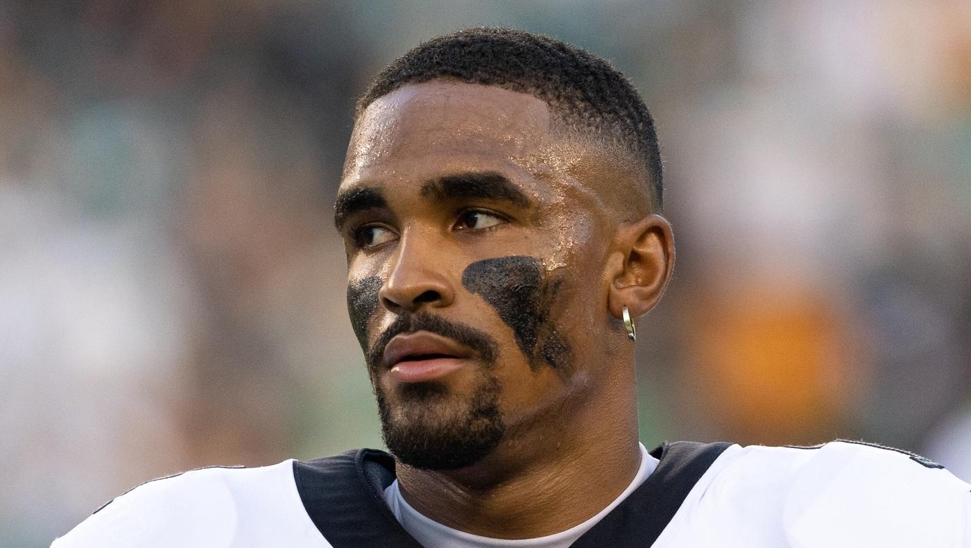 Jalen Hurts addresses gun violence as Eagles set to partner with police for  gun buyback event - CBS Sports