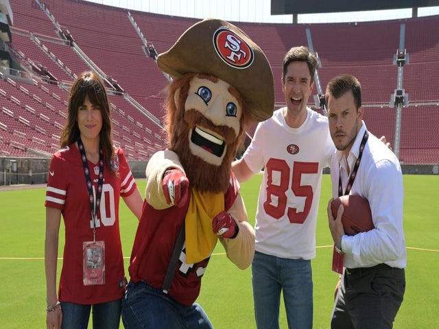 'Home Economics' Recruits NFL Icon for Season 2 Premiere