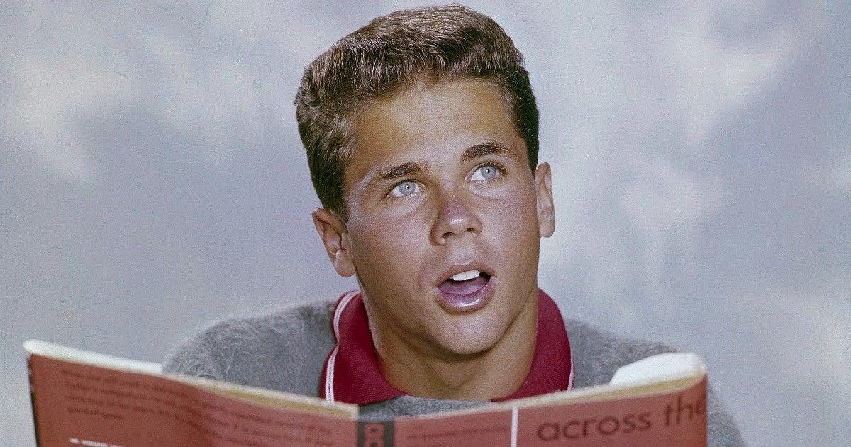 Tony Dow Is Not Dead, 'Leave It to Beaver' Actor's Wife Owns up to