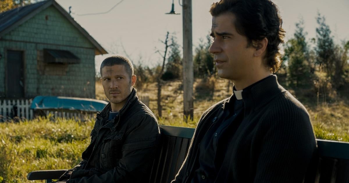 midnight-mass-netflix.jpg midnight-mass-netflix.jpg