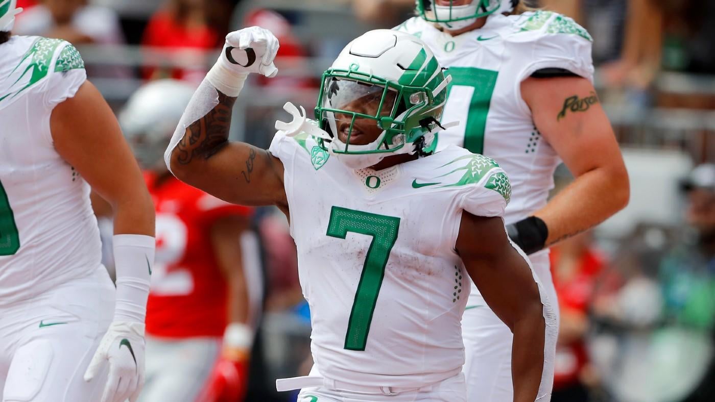 UO, OSU football have mixed results