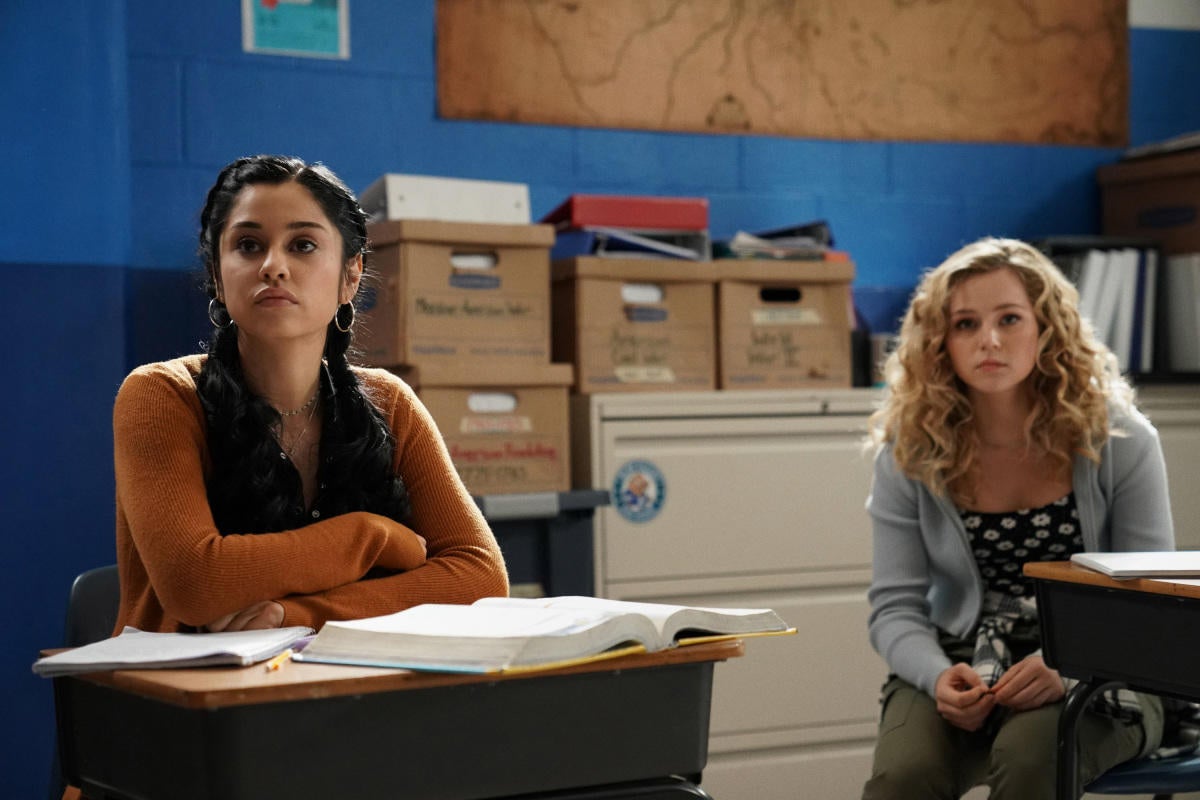 DC's Stargirl Recap: Here's Everything You Missed in "Summer School: Chapter Seven" - Vimarsana News