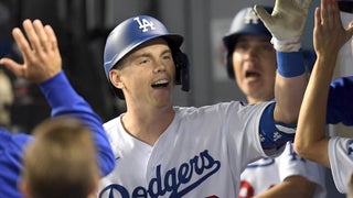 Dodgers clinch 9th consecutive postseason berth with 8-4 win over
