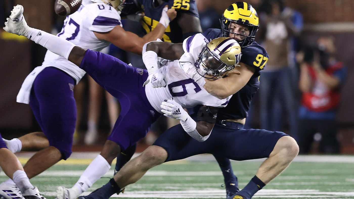 aidan-hutchinson-michigan-sack-g.png