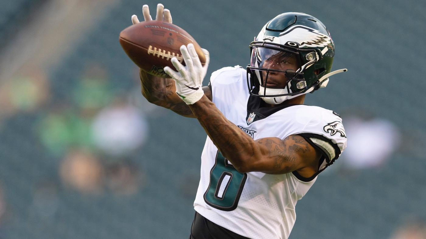 devonta-smith-eagles-cbs.jpg