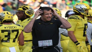 College football rankings: Oregon moves into AP Top 10