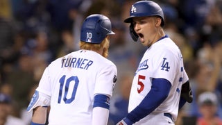 Padres comeback falls short against rival Dodgers, lose in Game 1