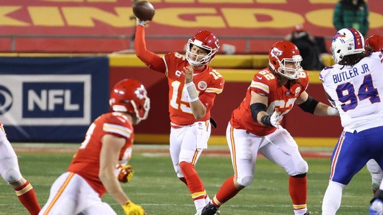 patrick-mahomes-bills.jpg