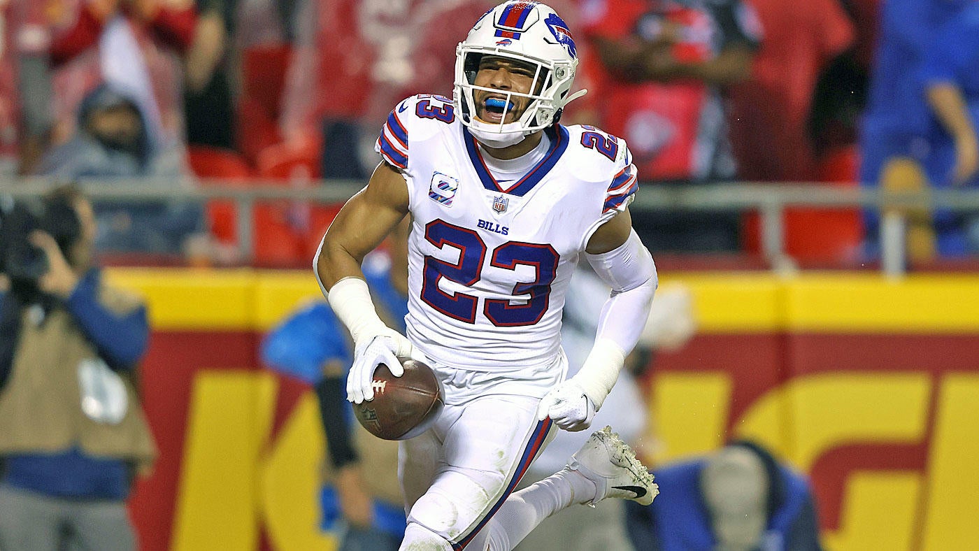 Bills sign former All-Pro safety Micah Hyde to practice squad after clinching AFC East title