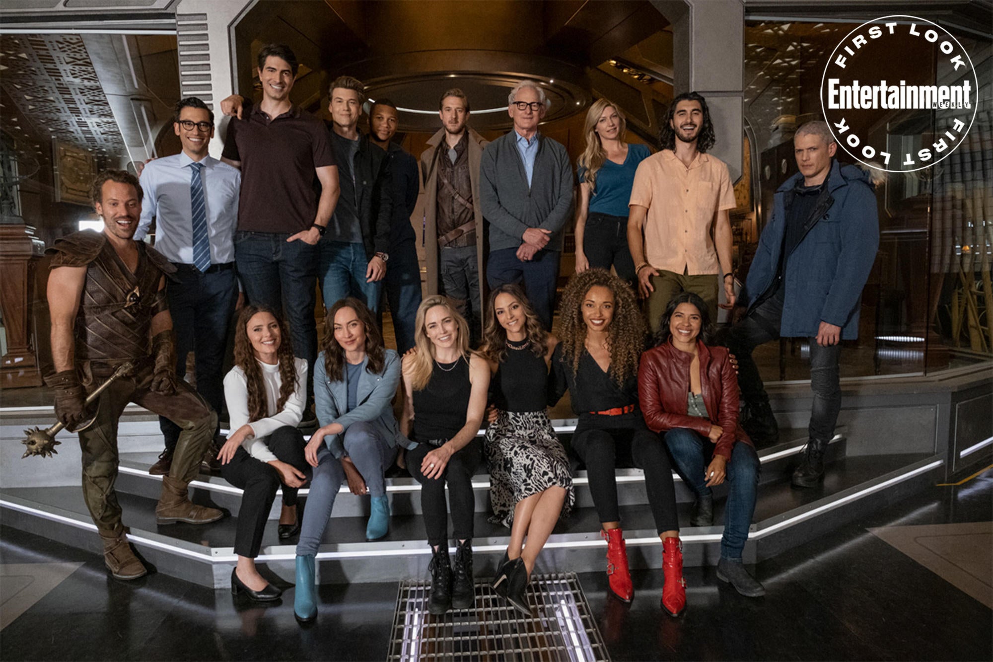 legends-of-tomorrow-100-reunion.jpg legends-of-tomorrow-100-reunion.jpg