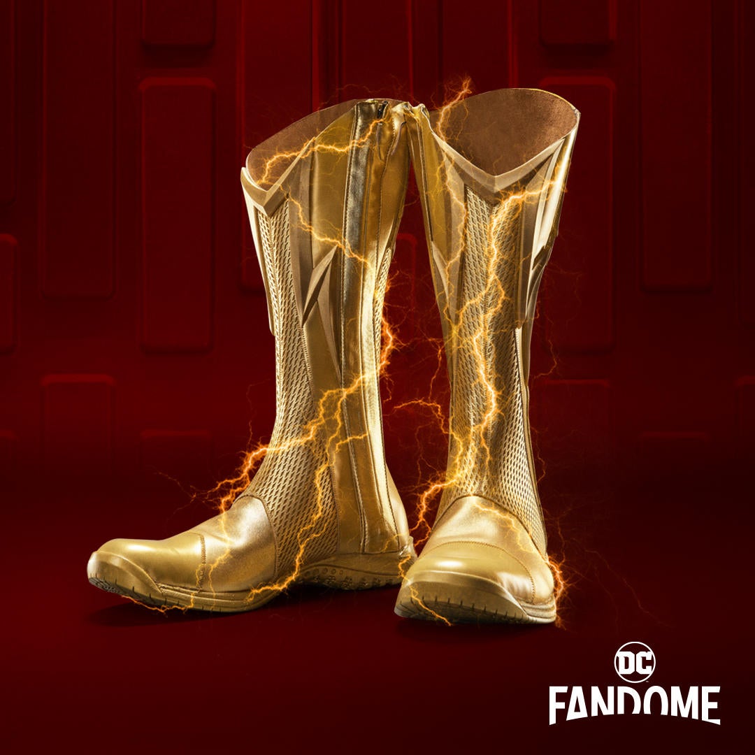the-flash-season-8-gold-boots-2.jpg
