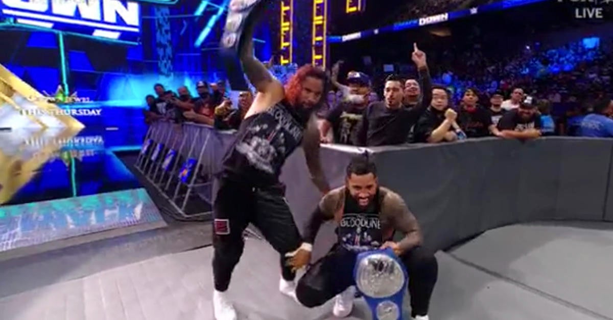 wwe-usos-retain