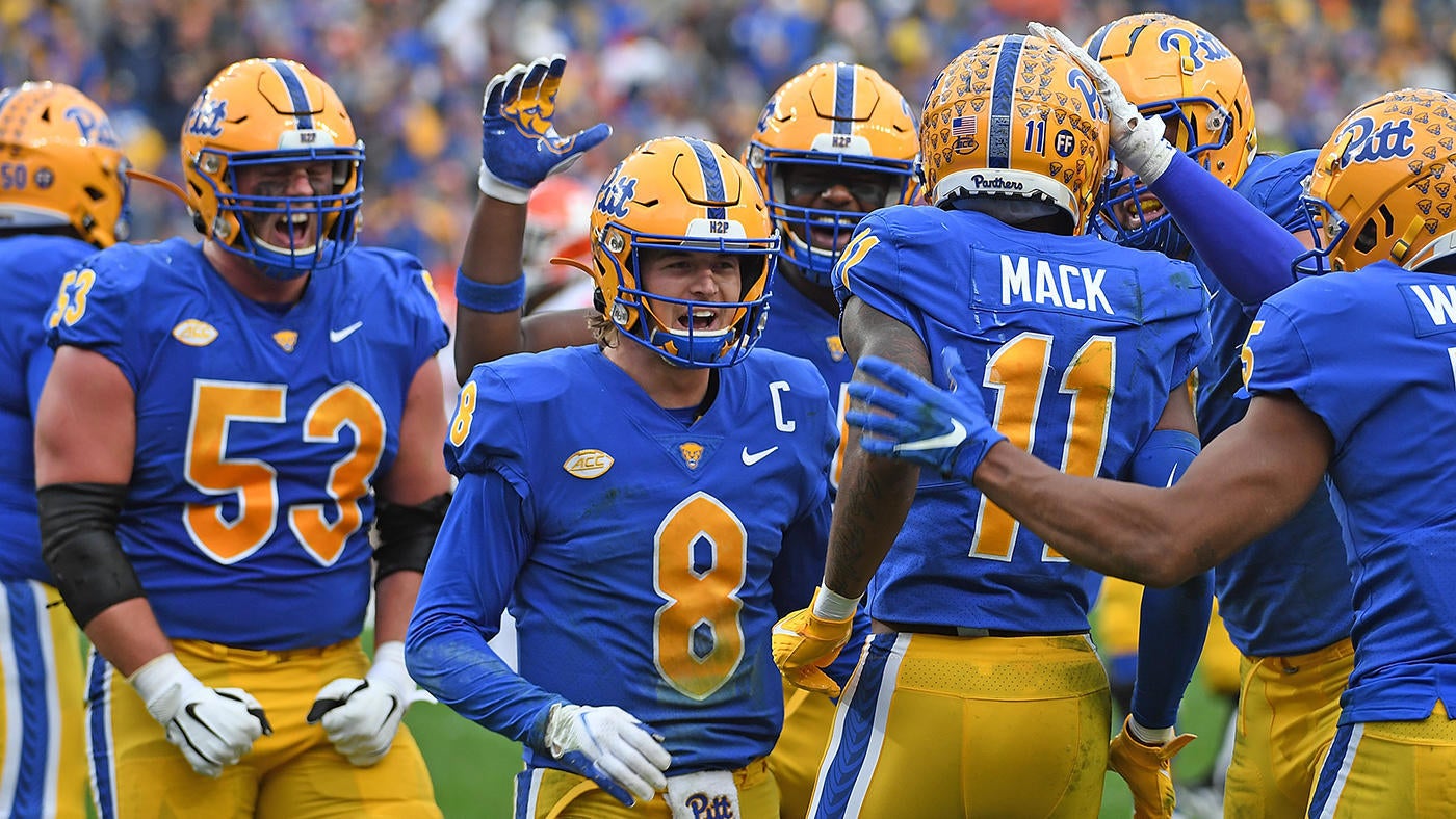 kenny-pickett-clemson.jpg