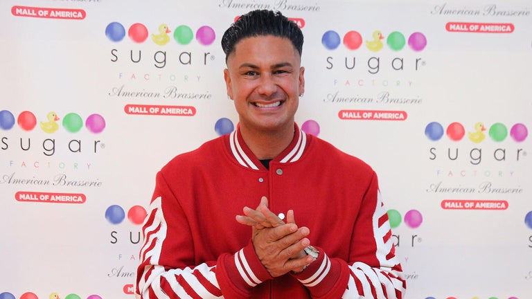 'Jersey Shore' Star Glows Over 'Happy' Relationship With Girlfriend