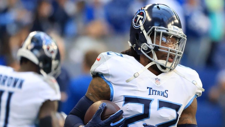 Titans RB Derrick Henry Suffers Potential Season-Ending Injury in Win Over Colts