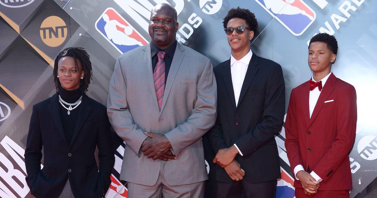 shaquille-oneal-and-kids