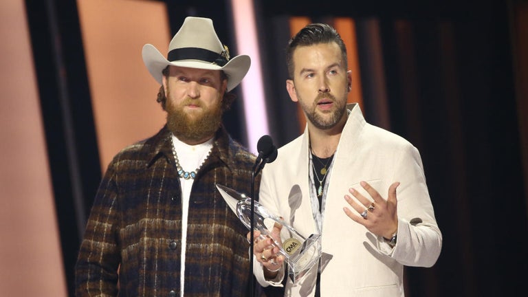 TJ Osborne Kisses Boyfriend After CMA Awards Win 9 Months After Coming out as Gay