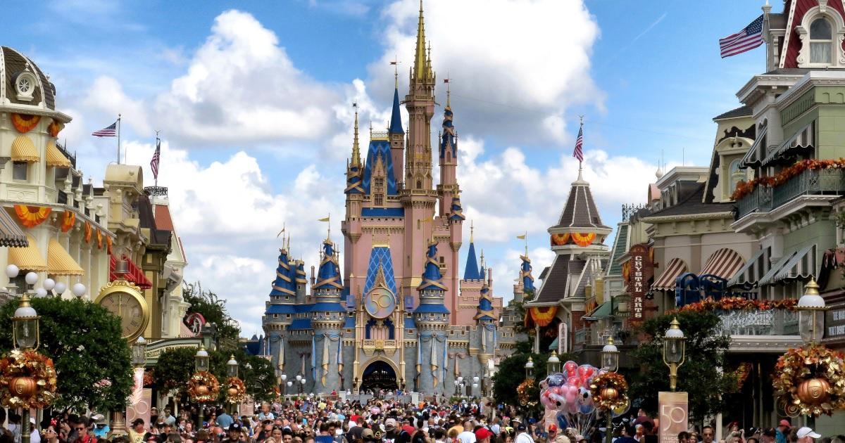 Walt Disney World to Reportedly Use New Theme Park Reservation System  Through 2021 - WDW News Today