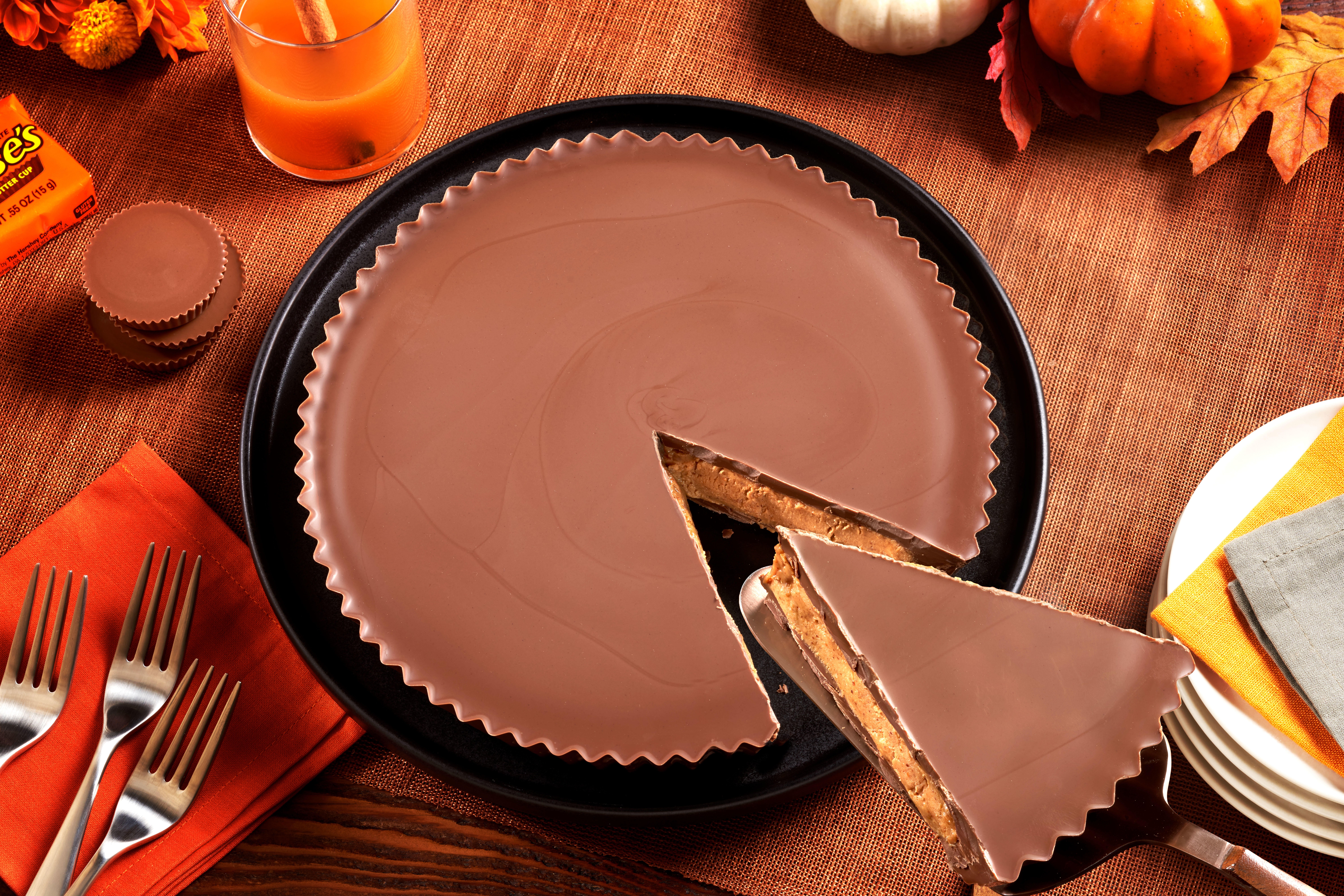 reeses-pie-tablespread
