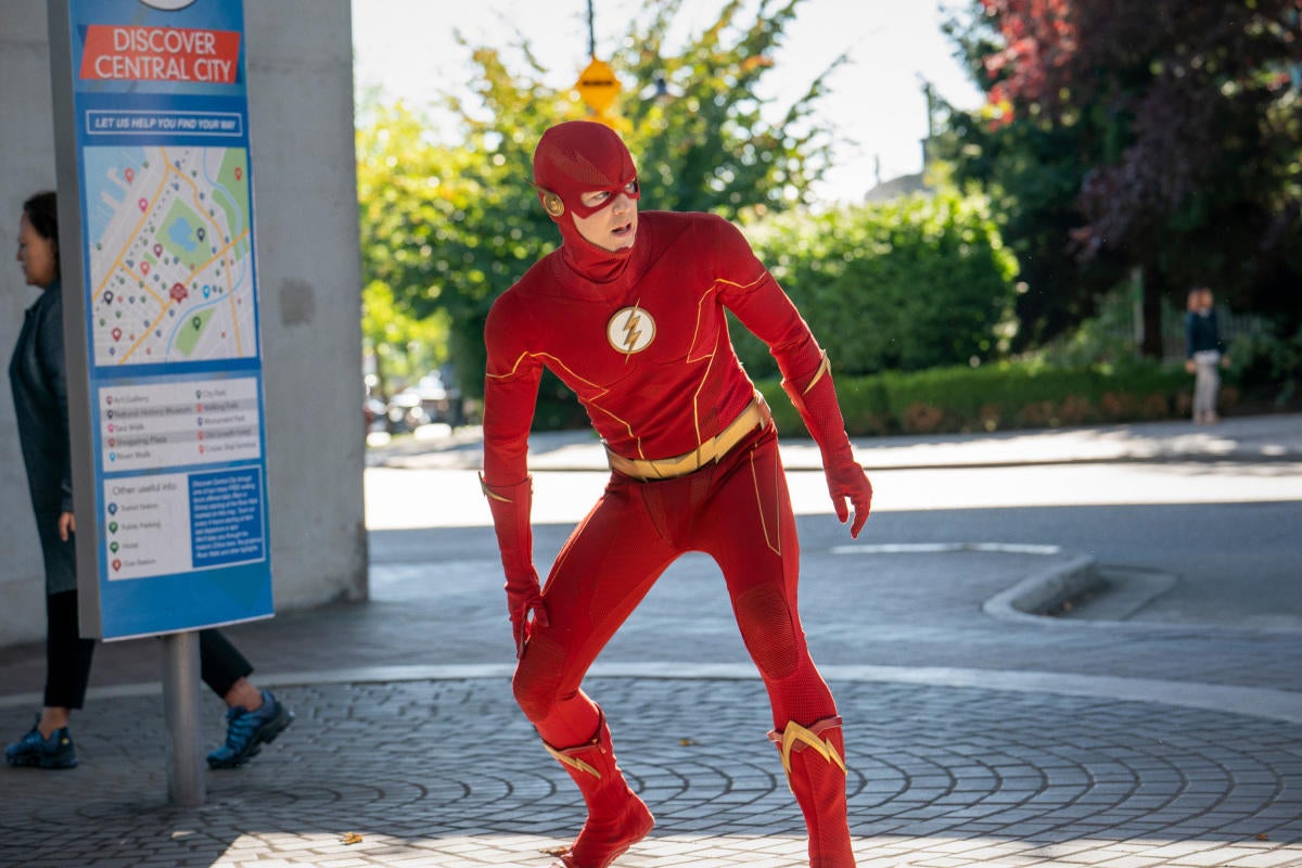 The Flash New "Armageddon, Part 2" Photos Released