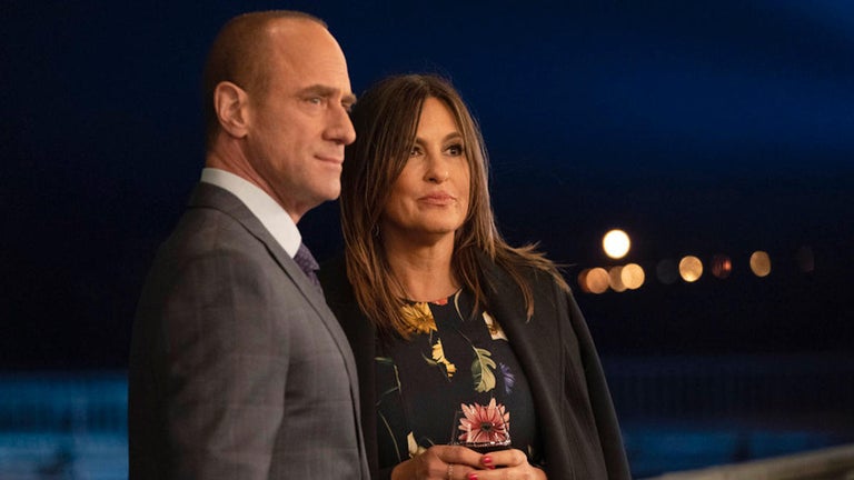 'Law & Order: SVU' Olivia and Elliot Hold Hands in New Crossover Promo