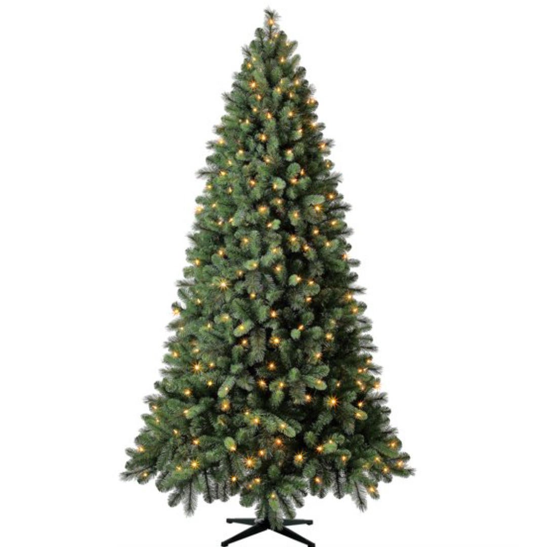 norwich 7.5-foot pre-lit led tree