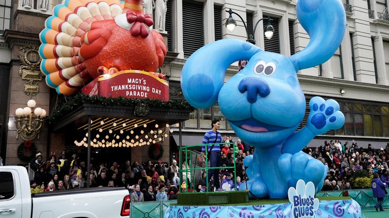 Macy's Parade: 'Blue's Clues' Host Steve Overwhelms Fans With Surprise Appearance on Blue's Float