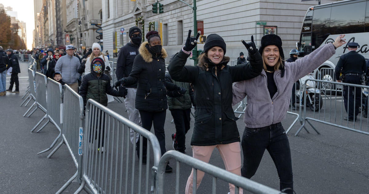 macys-thanksgiving-day-parade-2021-getty-alexi-rosenfeld-contributor.jpg macys-thanksgiving-day-parade-2021-getty-alexi-rosenfeld-contributor.jpg