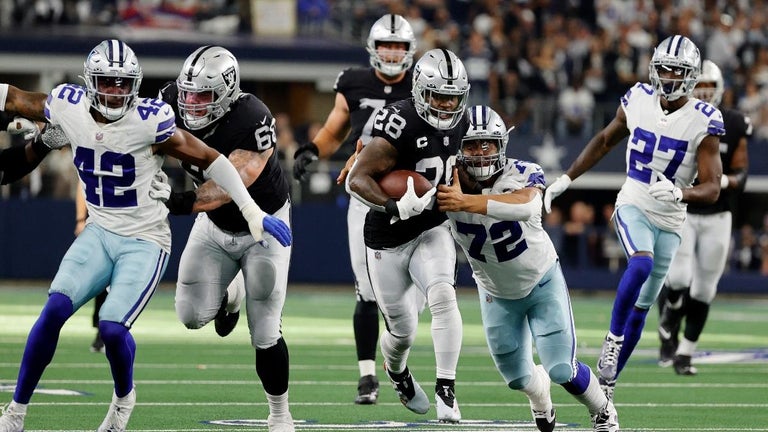 Cowboys and Raiders Involved in 2 Separate Fights During Thanksgiving Game