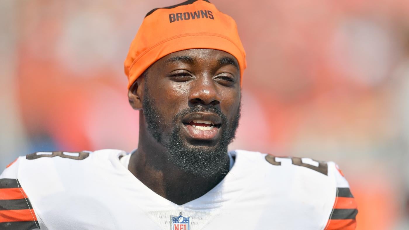 
                        Browns' Jeremiah Owusu-Koramoah will not play in 2025 due to neck injury
                    