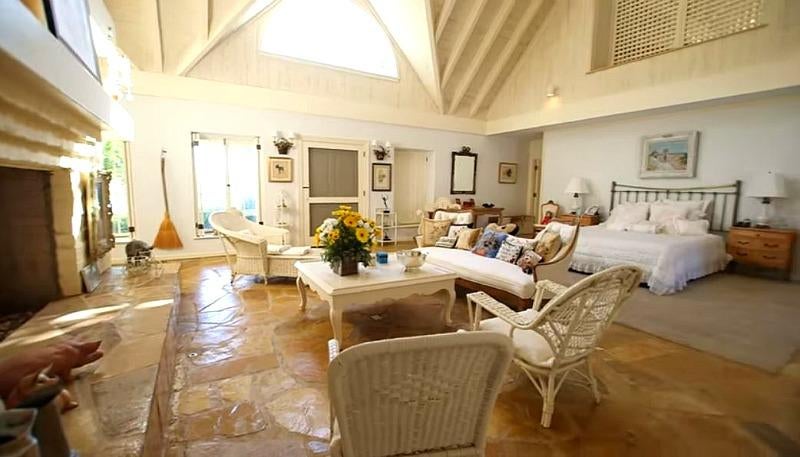 doris-day-house-9.jpg doris-day-house-9.jpg