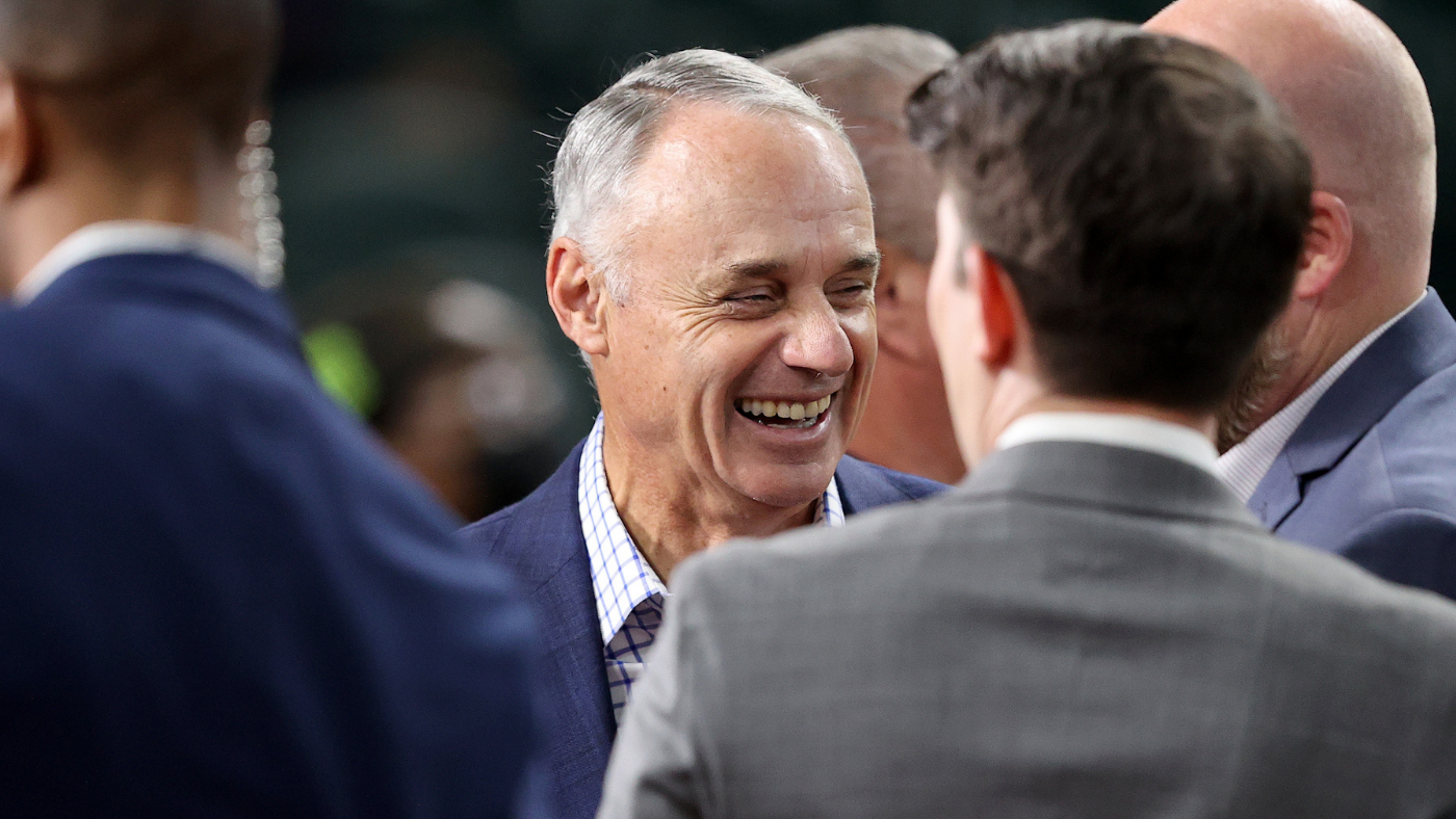 rob-manfred-8.png