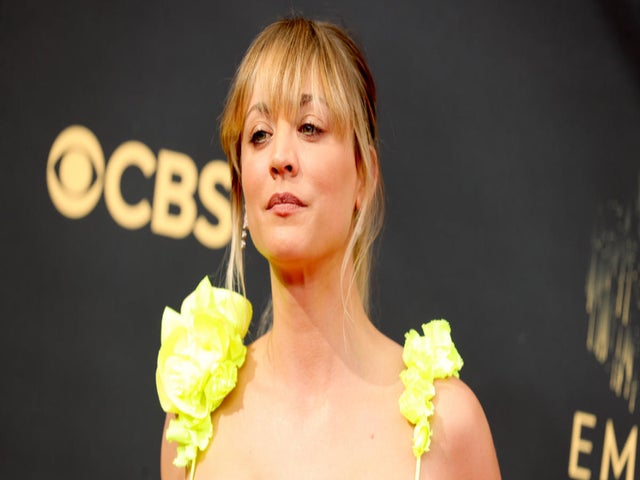 Pregnant Kaley Cuoco Shows off Bare Baby Bump in New Photos
