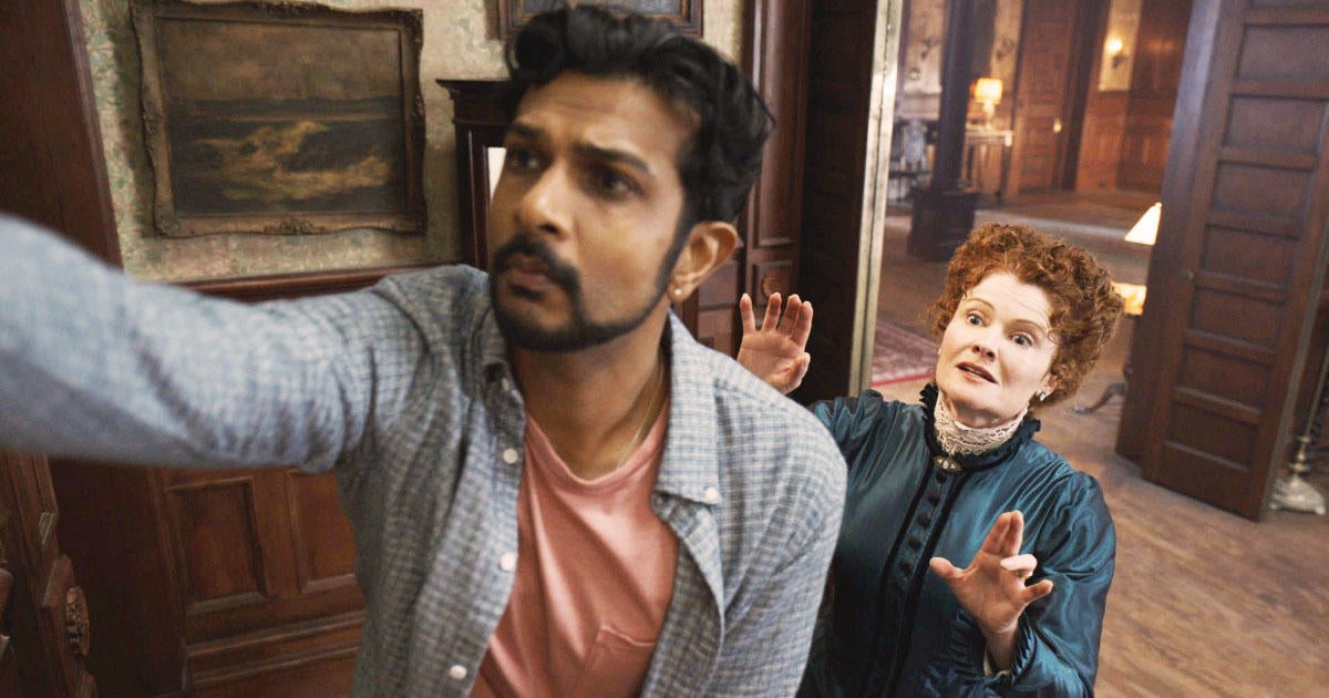 'Ghosts' Star Utkarsh Ambudkar Talks 'Super Fun' Possession Episode (Exclusive)