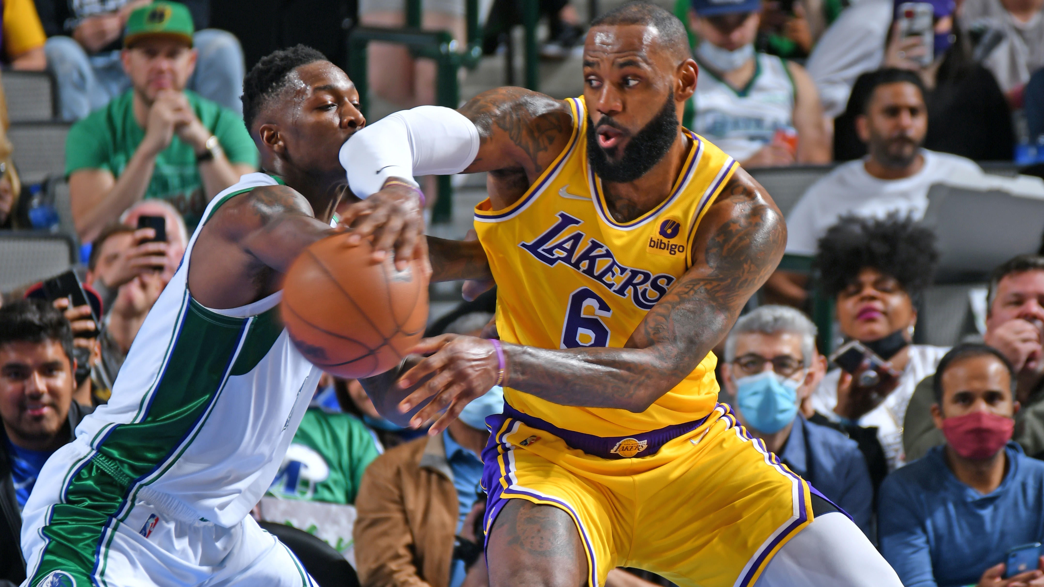 lebron-lakers.jpg