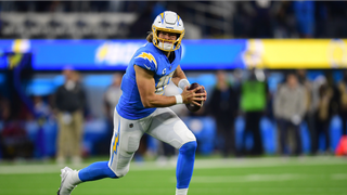 Chargers RB Austin Ekeler (COVID-19) Out Vs Texans - CBS Los Angeles