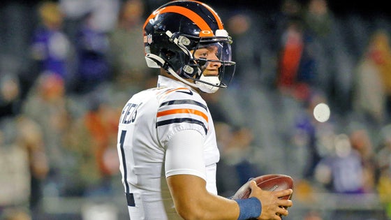 justin-fields-bears-2.jpg