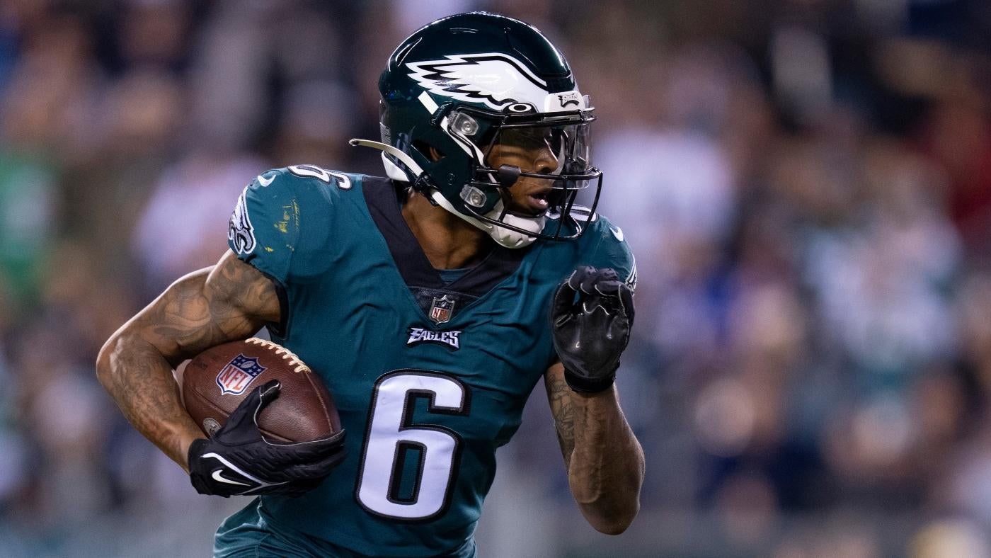 Nick Sirianni addresses DeVonta Smith having no catches in Eagles win: 'He has to touch the ball'