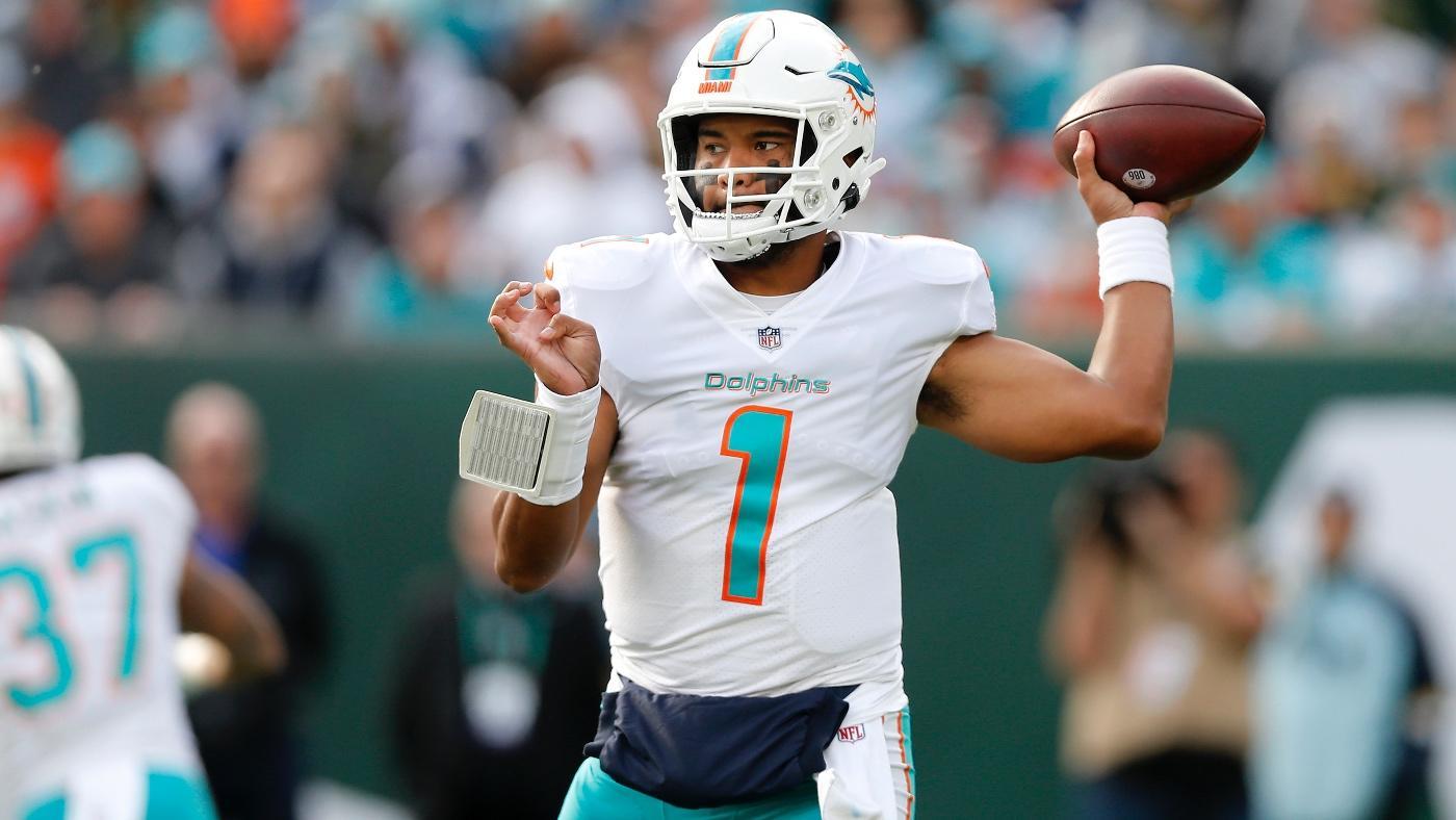 Sunday Night Football odds, line, spread: Dolphins vs. Steelers predictions, NFL picks by expert who's 22-11