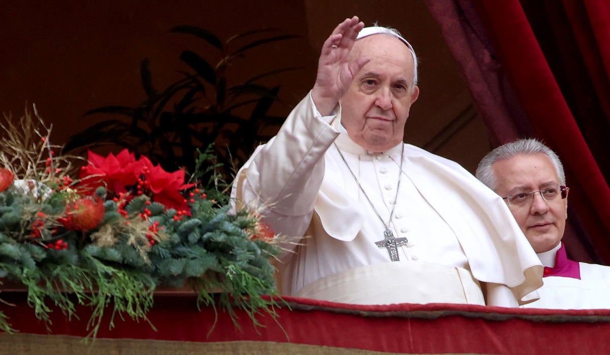 Pope Francis' Christmas Speech Highlighted by False Death Flub.jpg