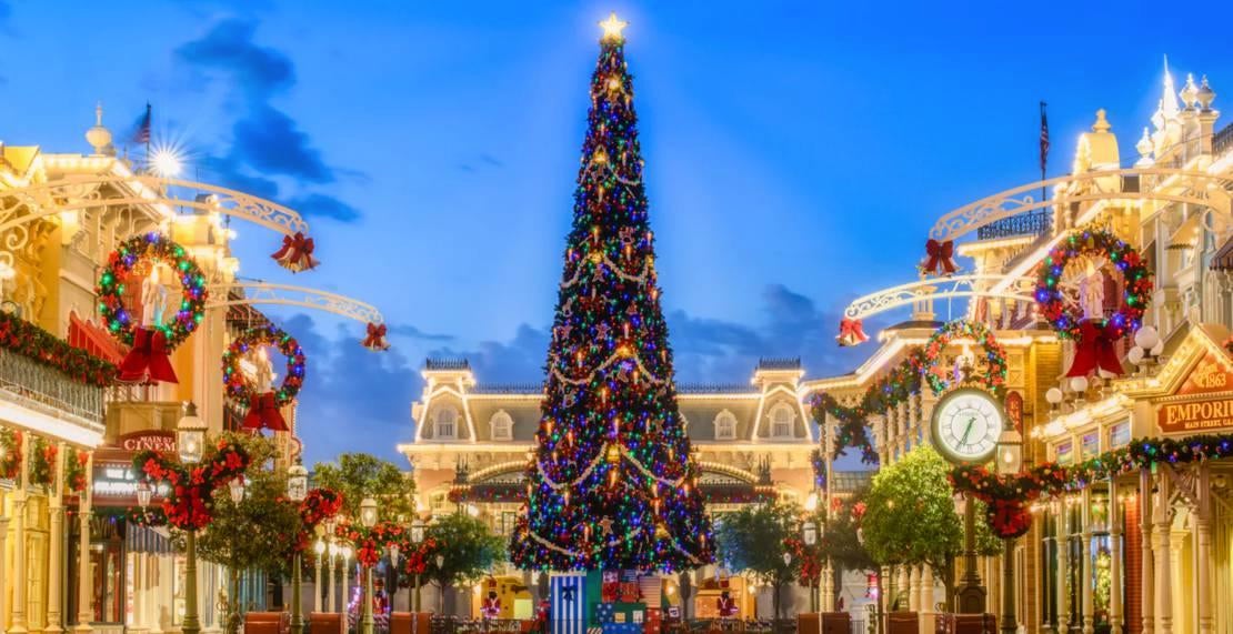 disney-world-christmas-magic-kingdom.jpg